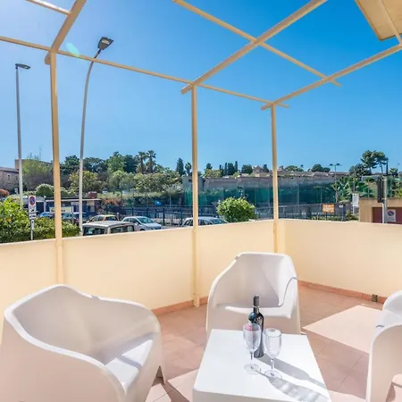 Casa Bonaria - Terrace On The Basilica- Wifi - Ac